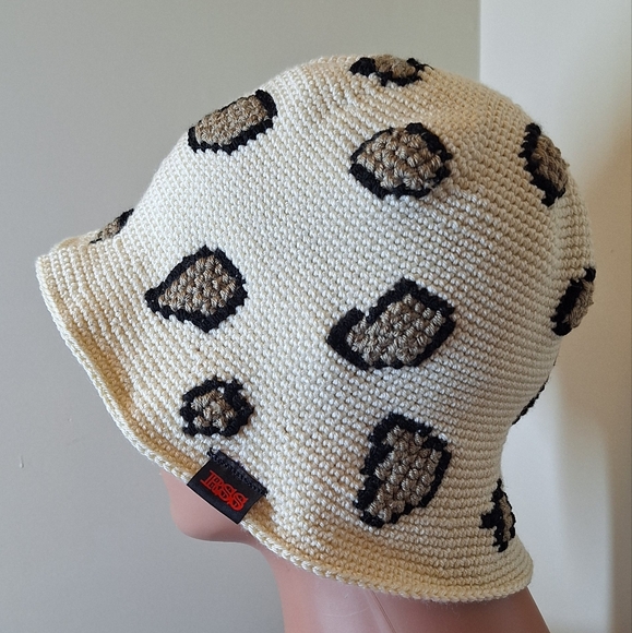 RSS handmade crochet bucket hat size S, leopard style embroidery - Picture 2 of 5